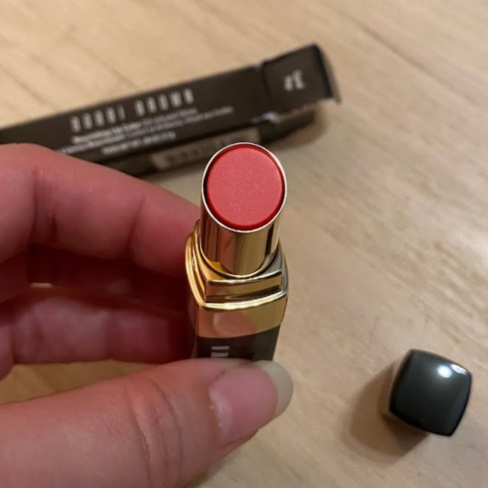 NIB Bobbi Brown Nourishing Lip Color Coral Pop - Picture 4 of 4